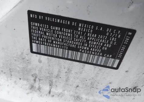 2019 Volkswagen Jetta 1.4T Sel z USA, uszkodzony, nr VIN 3VWE57BU9KM081173